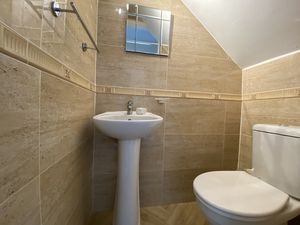 WC- click for photo gallery